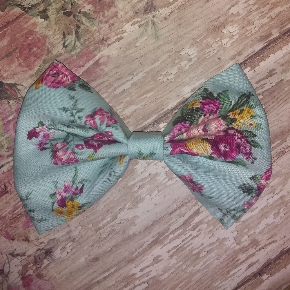 Hairbow's - Picture 2 of 6